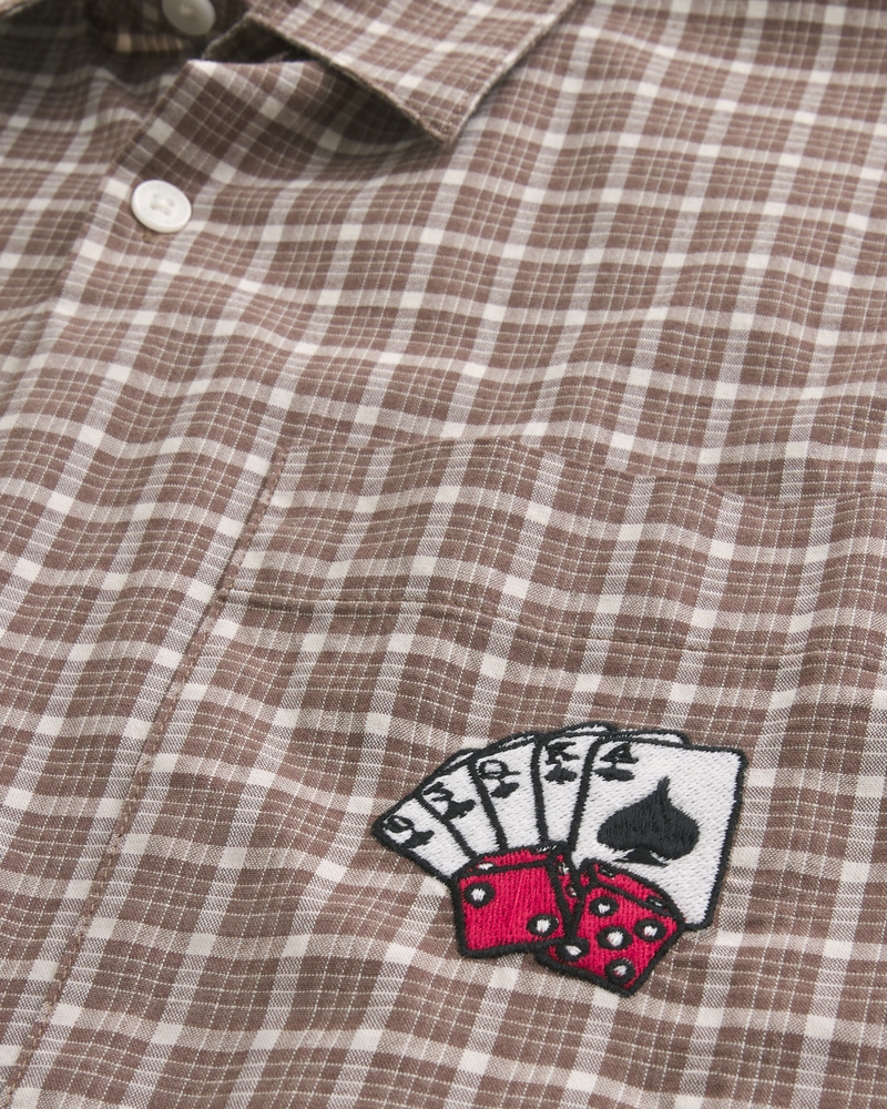 square-cut short-sleeved shirt with playing card pattern