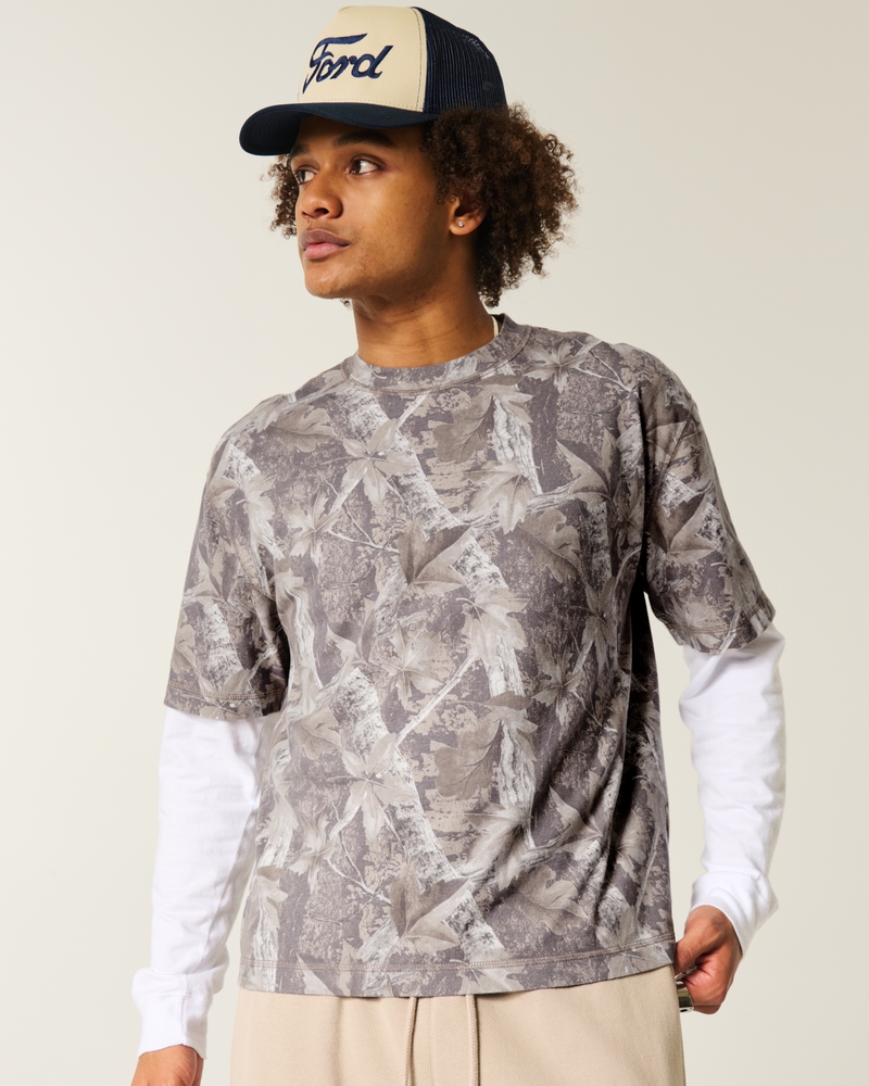 square-cut short-length heavy-duty washed crew neck t-shirt