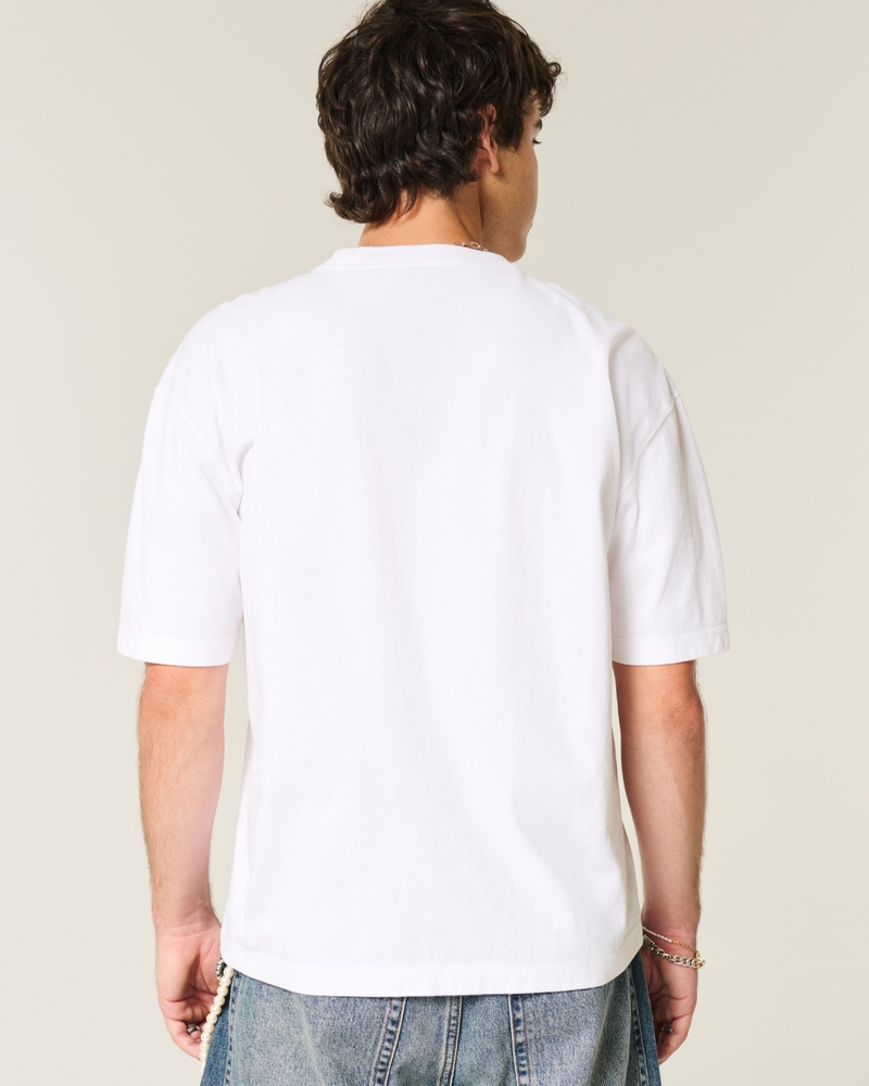 square-cut short-length heavy-duty washed crew neck t-shirt