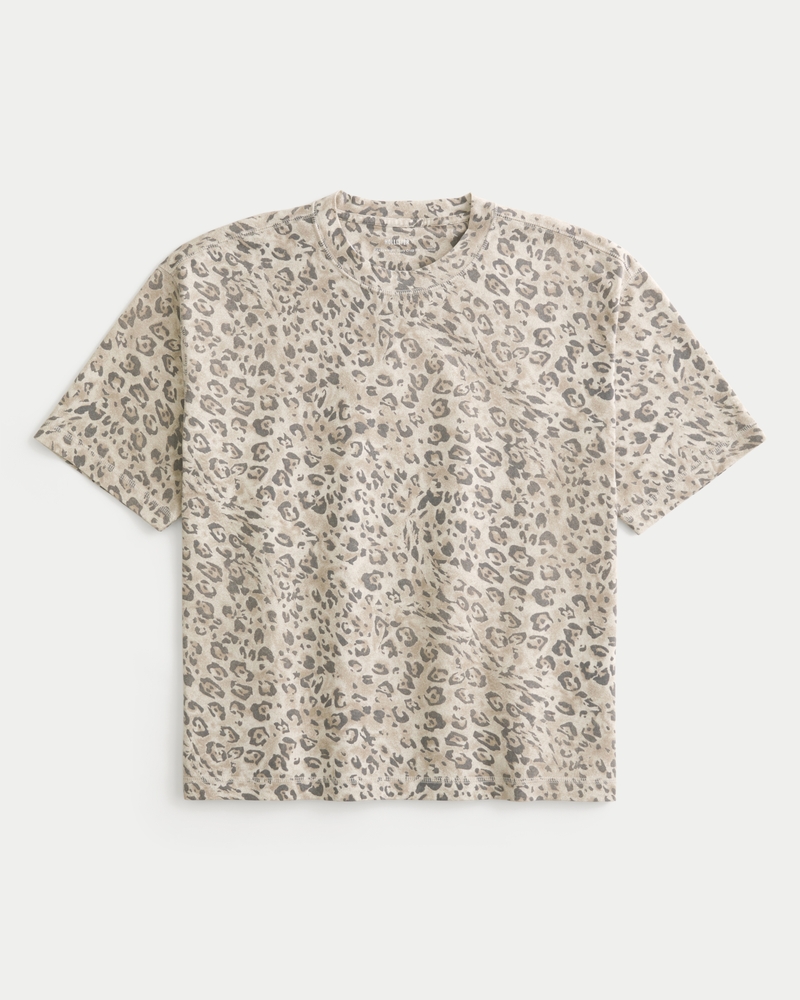 square-cut short-length heavy-duty washed crew neck t-shirt
