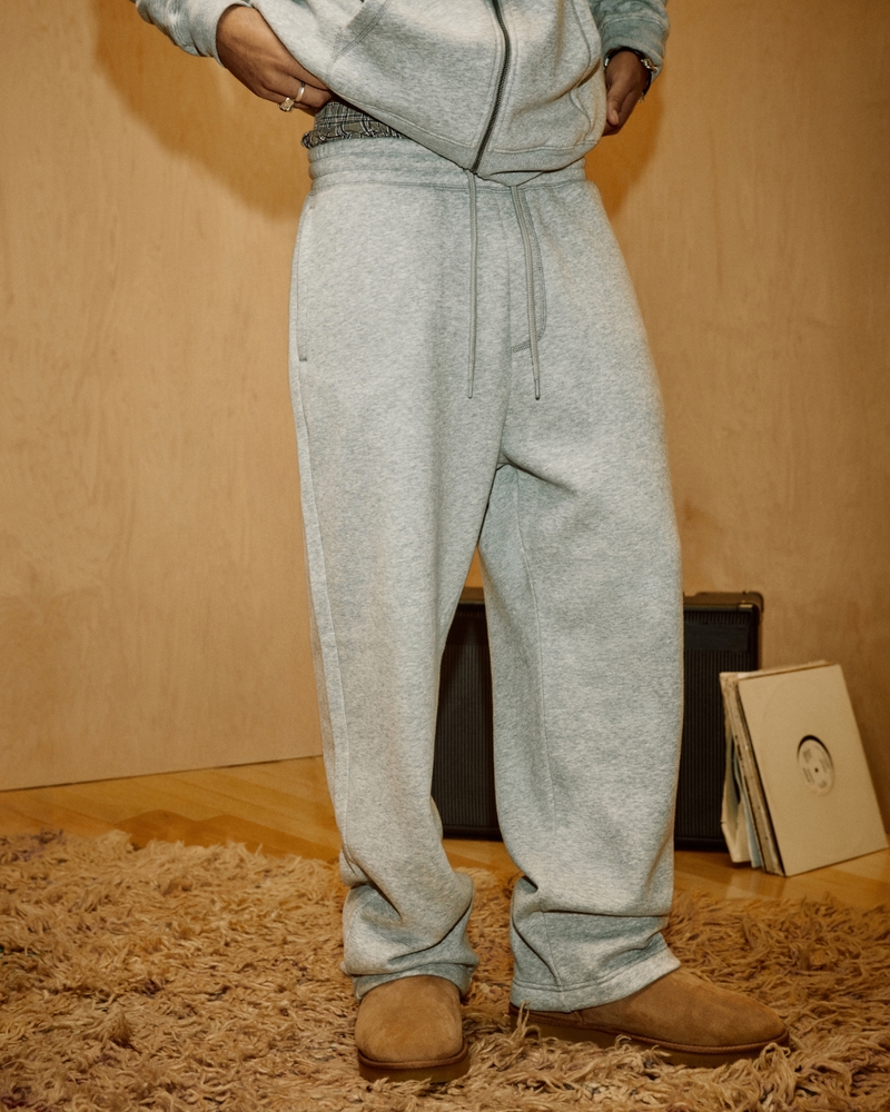 loose-fitting snakeskin pattern sweatpants
