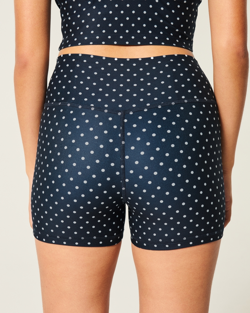 gilly hicks active recharge hot pants 8cm inner seam
